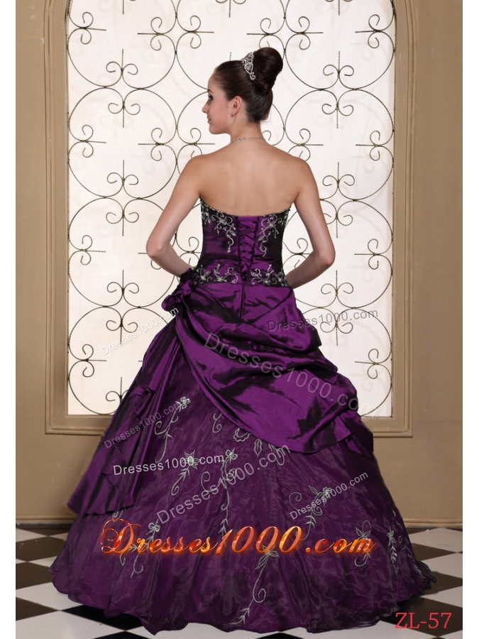 Exclusive 2014 Strapless Quinceanera Dress With Embroidery