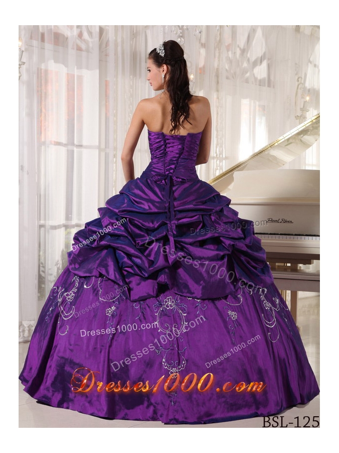 Ball Gown Strapless Quinceanera Dress with Taffeta Embroidery Beading