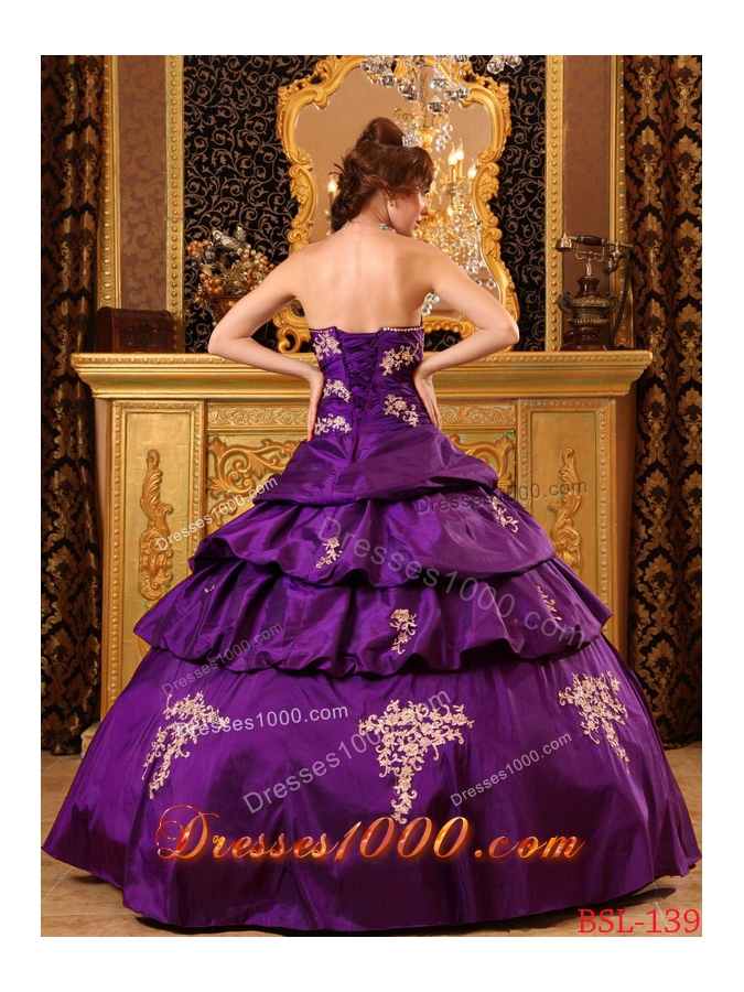 Ball Gown Sweetheart Quinceanera Dress with Pick-ups and Appliques