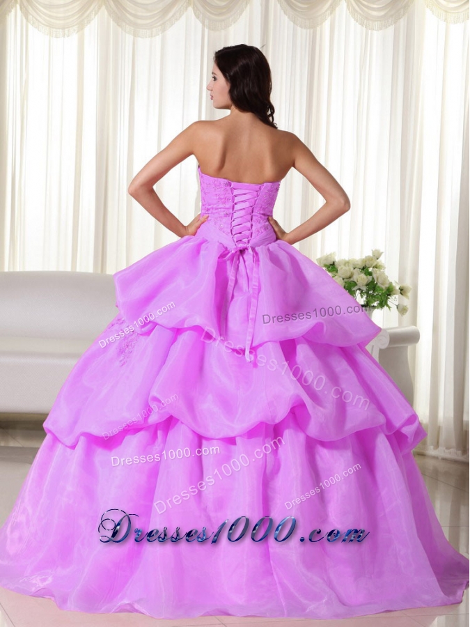 Lilac Ball Gown Strapless Organza Quinceanera Gowns with Hand Made Flowers