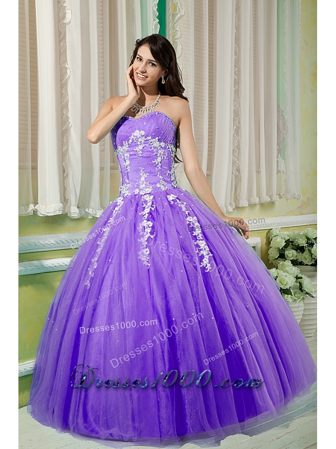 Sweetheart Tulle Full Length Quinceanera Dress with White Appliques