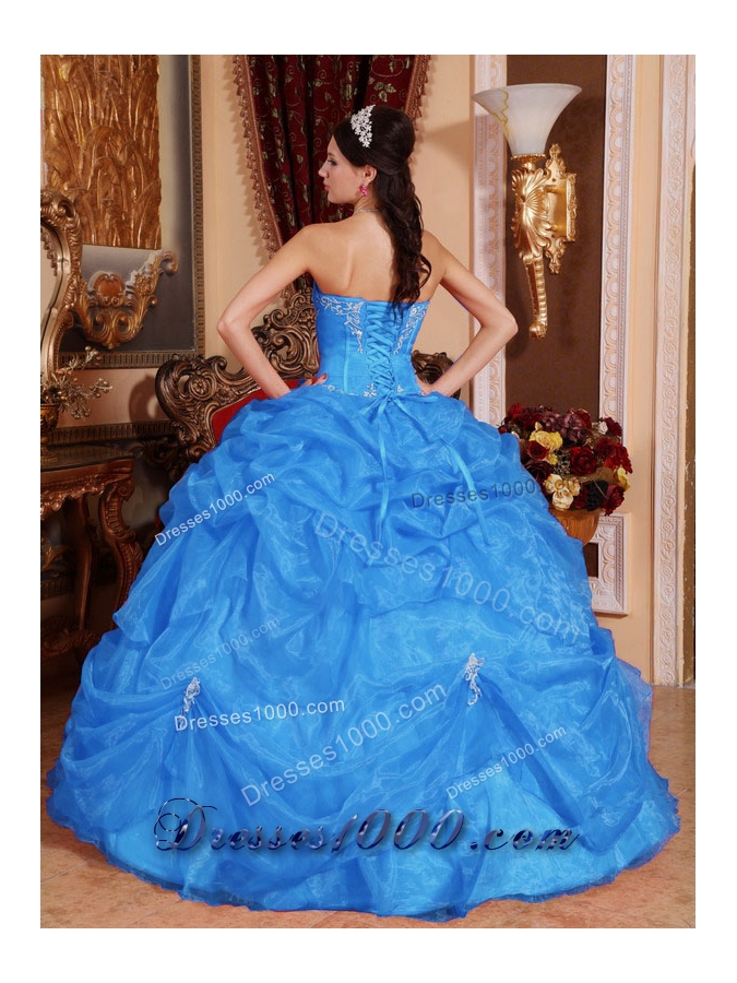2014 Blue Puffy Sweetheart Beading Quinceanera Dress with Appliques and Pick-ups
