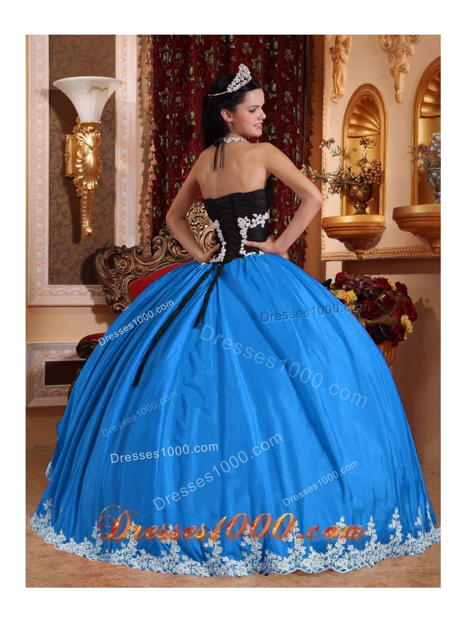 2014 Exquisite Baby Blue Puffy V-neck Appliques Quinceanera Dress with Ruffles