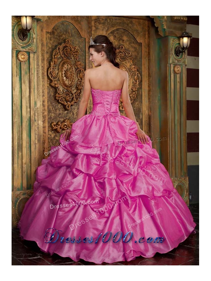 Sweetheart Taffeta and Tulle Sweet Sixteen Dresses with Lace Appliques