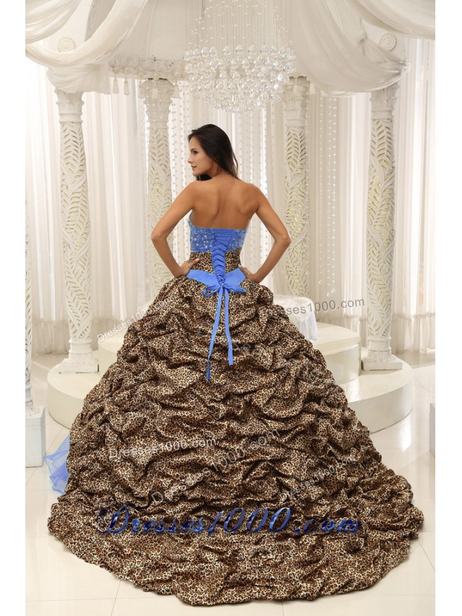 2014 Quinceanera Dress with Beading and Pick-ups Decorate Sweetheart Neckline