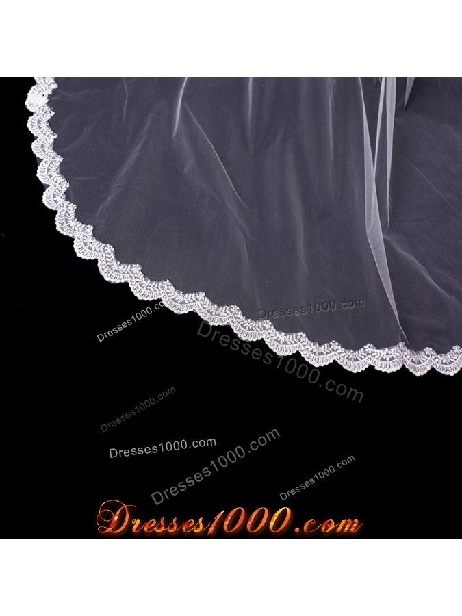 Angle Cut Two-Tier Lace Appliques Edge Chapel Bridal Veils