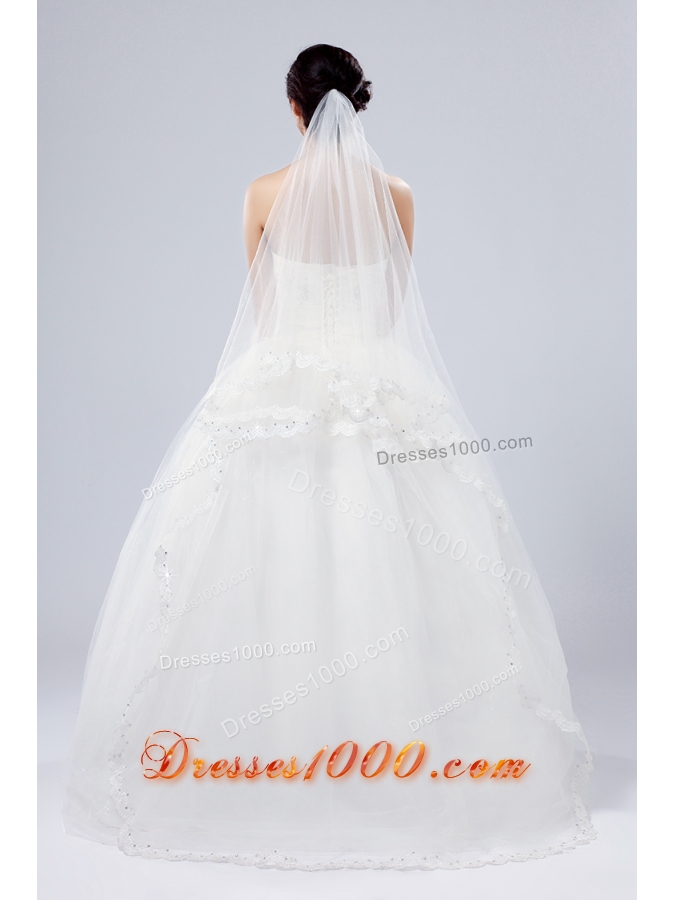 Angle Cut Two-Tier Lace Appliques Edge Chapel Bridal Veils