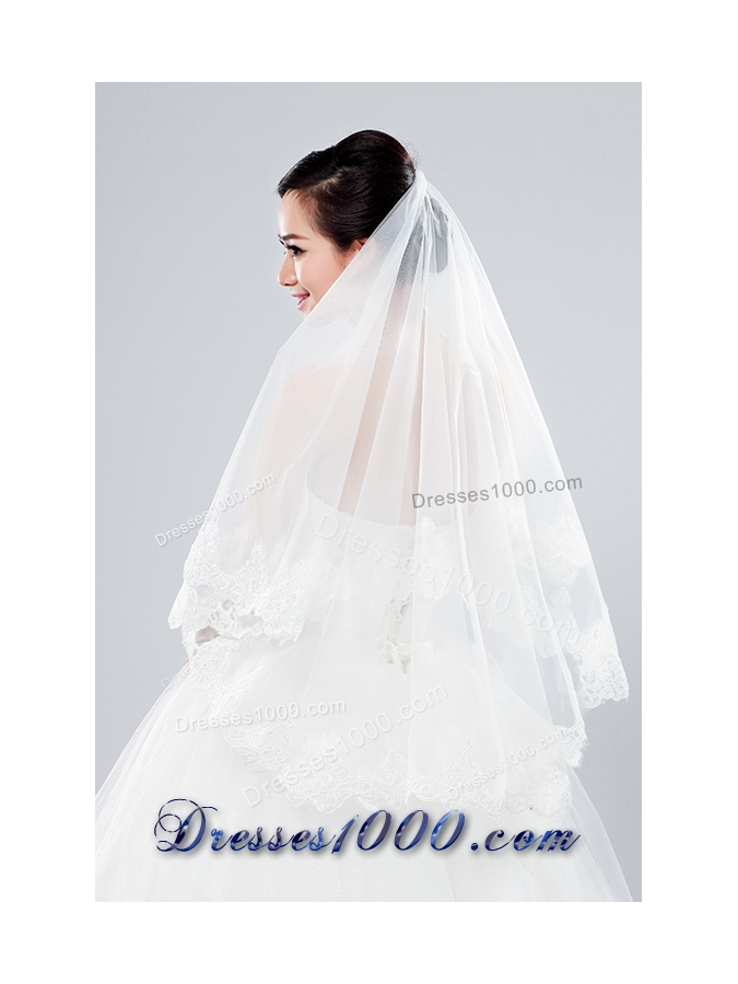 Eelgant One-Tier Angle Cut Bridal Veils with Lace Edge