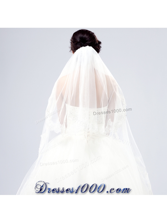 Elegant One-Tier Lace Edge Elbow Veils for Wedding Party
