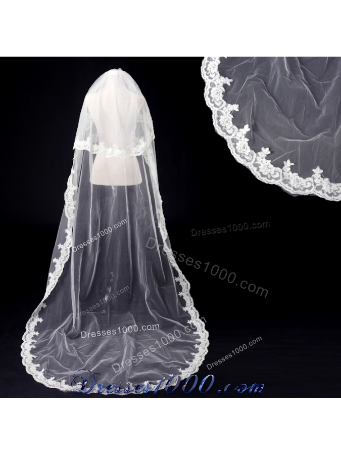 Elegant One-Tier Oval Elbow Veils with Lace Edge