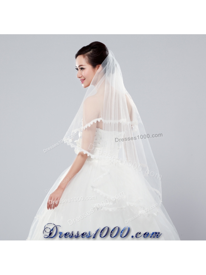 Graceful One-Tier Lace Edge Elbow Veils for Wedding Party