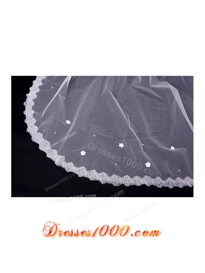 One-Tier Oval Lace Edge Bridal Veils for Wedding Party