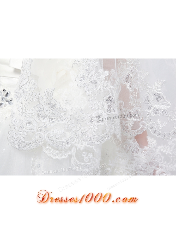 Romantic Lave Edge White Two-Tier Fingertip Bridal Veils