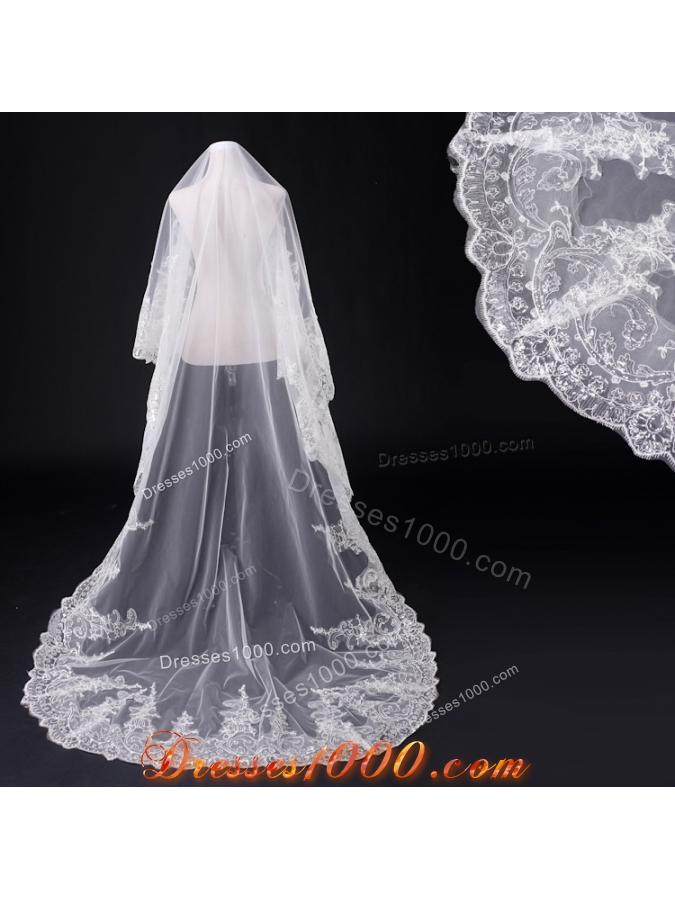 Two-Tier Lace Edge Wedding Veil for Wedding Party