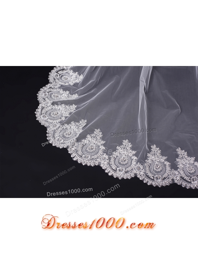2014 Cheap Two-Tier White Fingertip Veil with Lace Edge