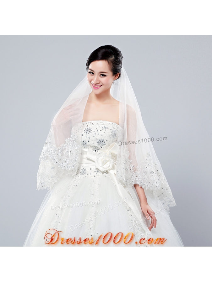 2014 Cheap Two-Tier White Fingertip Veil with Lace Edge