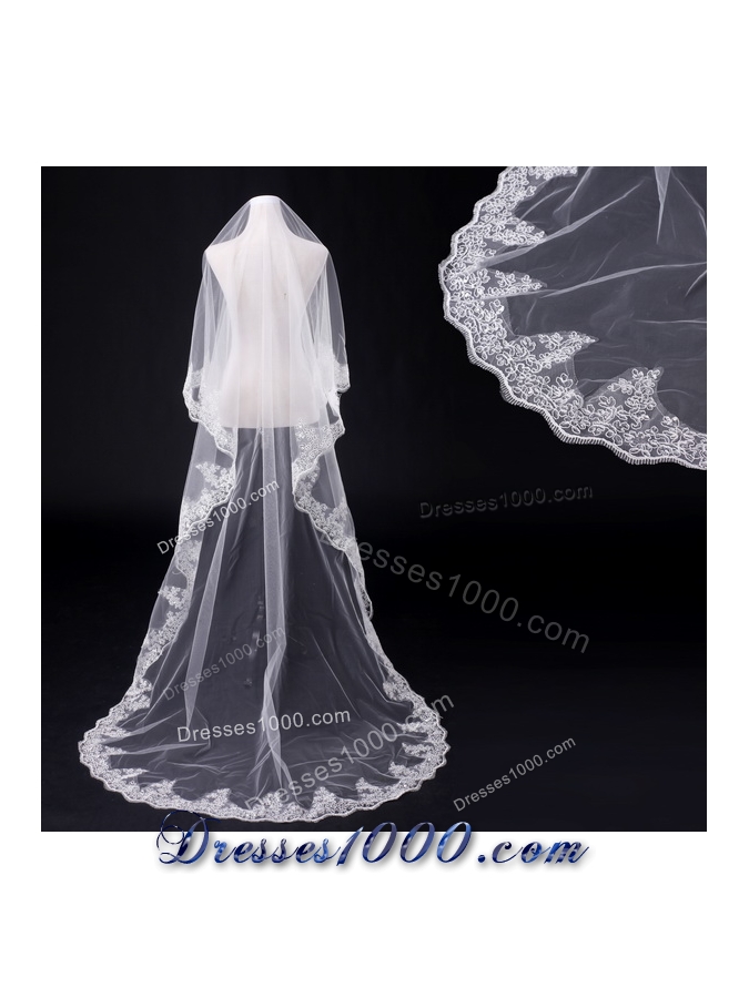 Two-Tier Tulle White Bridal Veils with Lace Edge