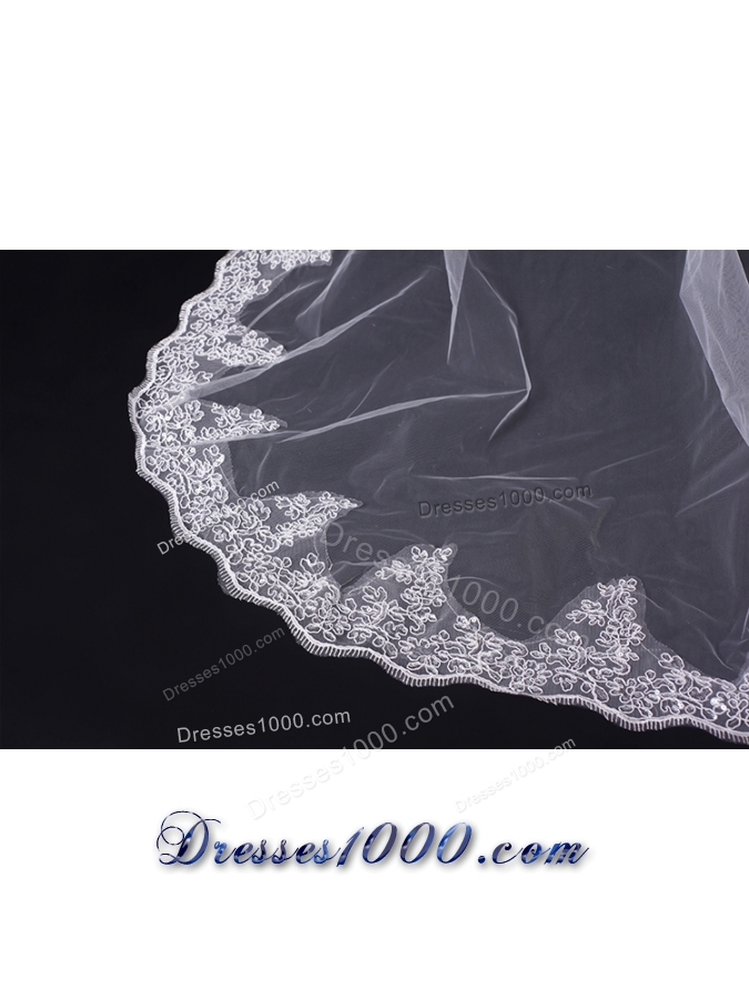 Two-Tier Tulle White Bridal Veils with Lace Edge