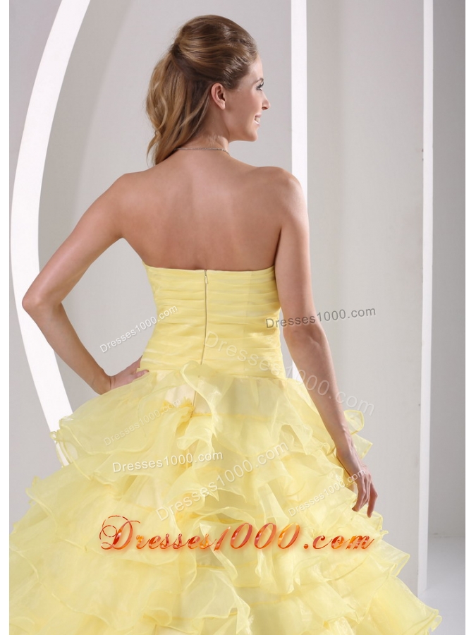 Light Yellow Ruffles Sweetheart Appliques and Ruch Quinceaners Gowns For Military Ball