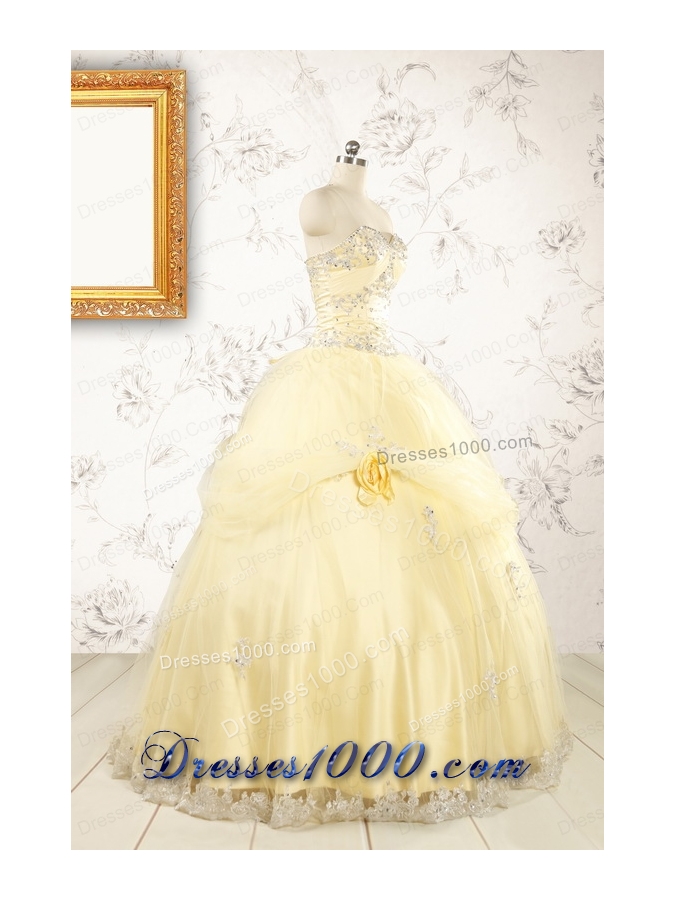 2015 Cute Beading Light Yellow Quinceanera Dresses