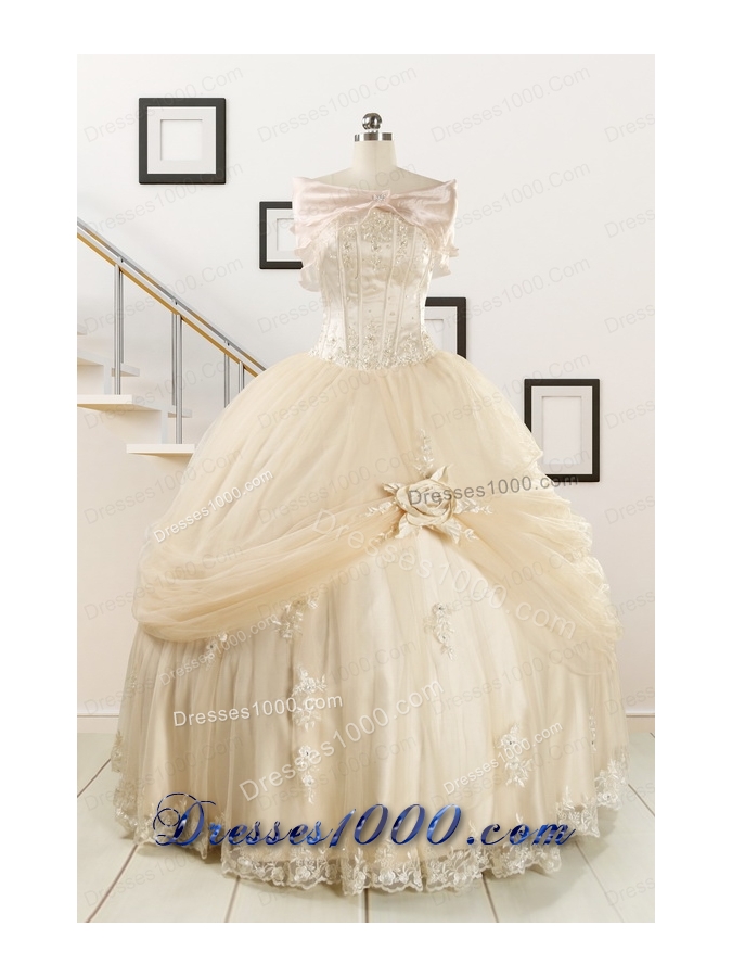 2015 Classical Appliques and Hand Made Flower Quinceanera Dresses in Champagne