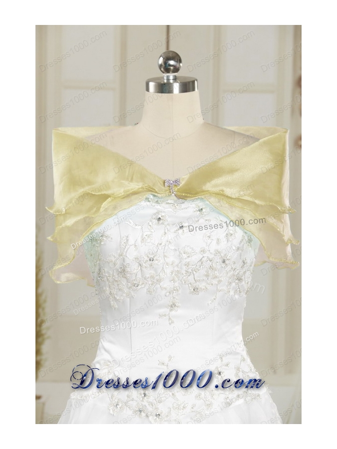 2015 Fashionable Beading Light Yellow Quinceanera Dresses