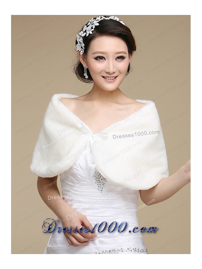 2015 Cheap Ruffles and Beaded Quinceanera Dresses in Champange