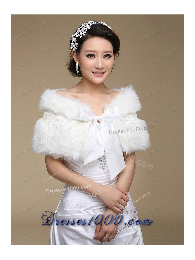 Cheap White Quinceanera Dresses with Pink Appliques and Ruffles