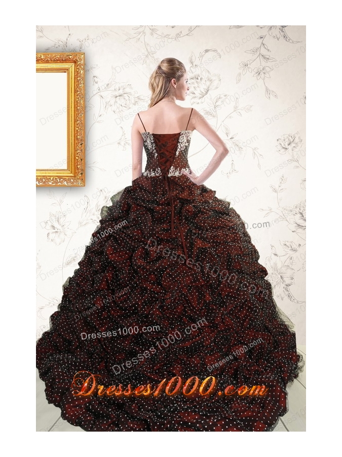 Fashionable Spaghetti Straps Burgundy Sweet 15 Dresses with Appliques and Pick Ups