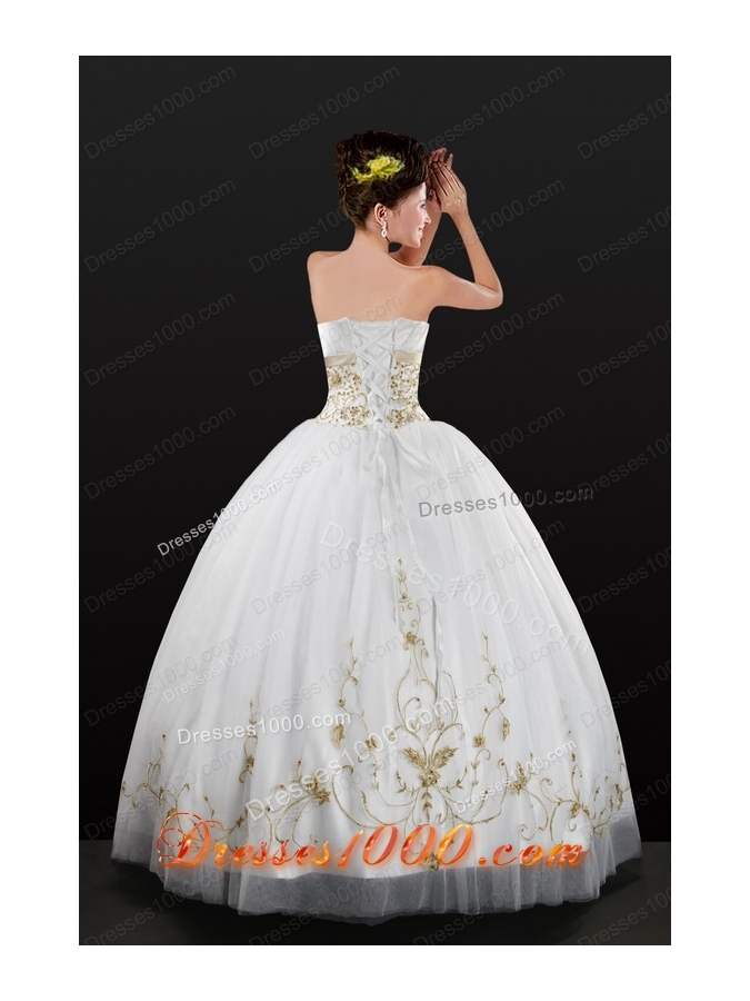 New Style White Strapless 2015 Quinceanera Dress with Beading and Embroidery
