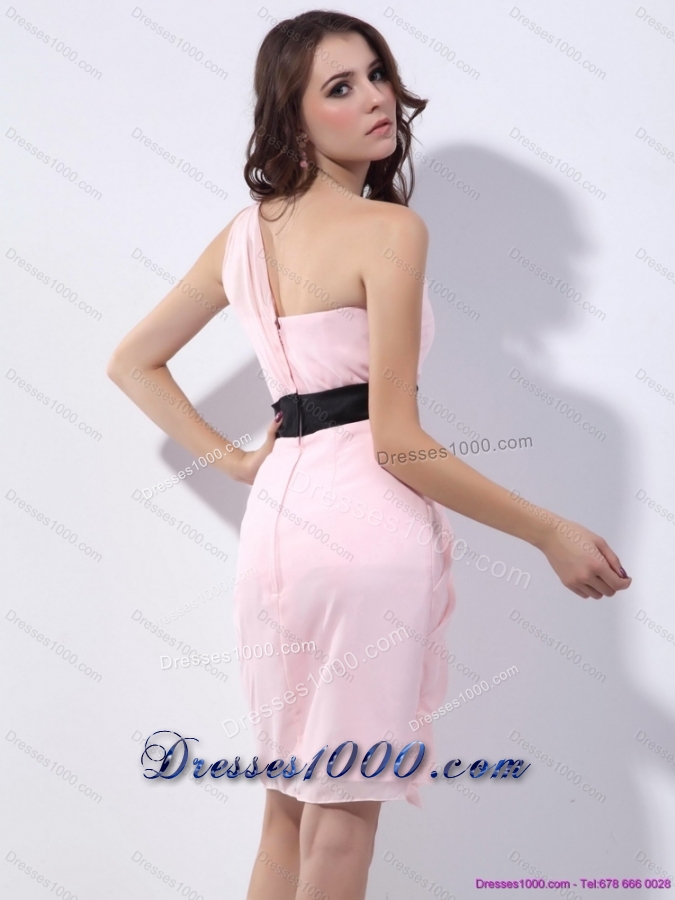 2015 Baby Pink One Shoulder Short Dama Dresses with Ruching
