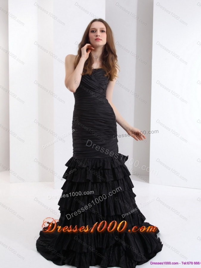 Elegant Brush Train Pleated Black Prom Dresses with One Shoulder and Ruffled Layers
