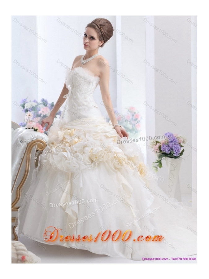 2015 Perfect Strapless Wedding Dress with Hand Made Flowers