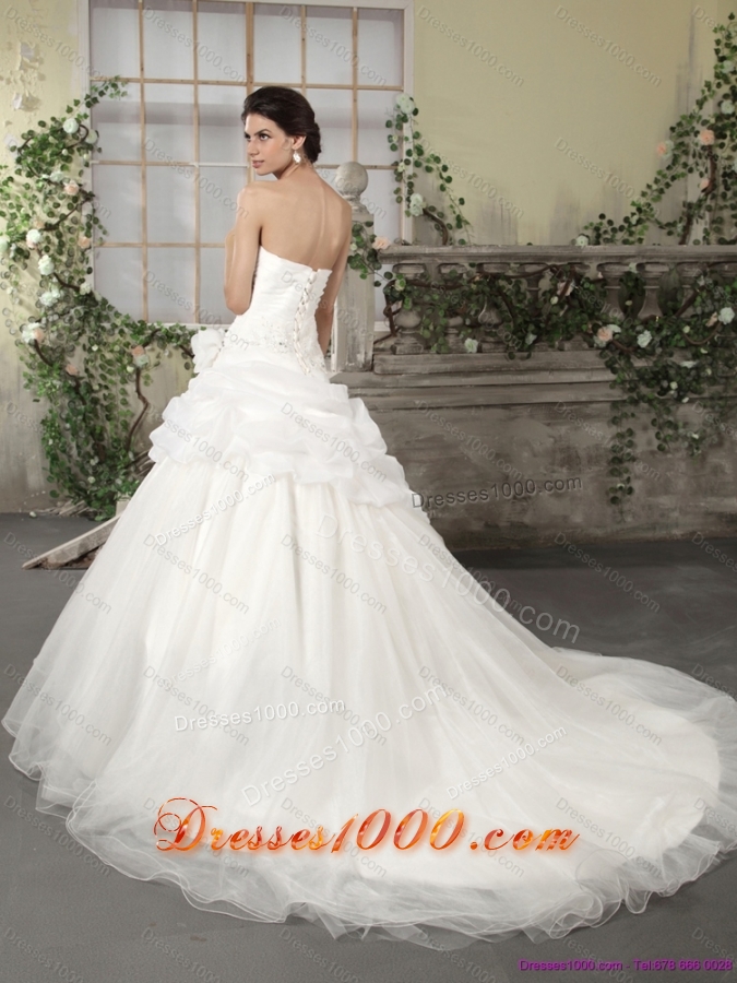2015 New Style Sweetheart Wedding Dress with Ruching and Appliques