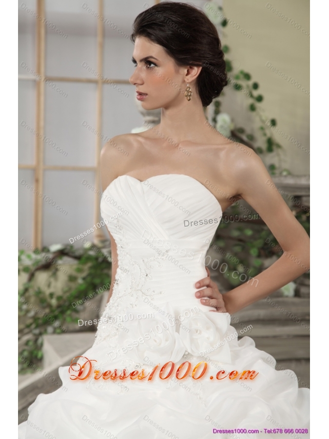 2015 New Style Sweetheart Wedding Dress with Ruching and Appliques