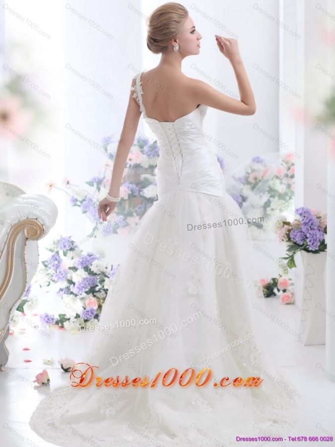 2015 The Super Hot One Shoulder Wedding Dress with Ruching and Lace