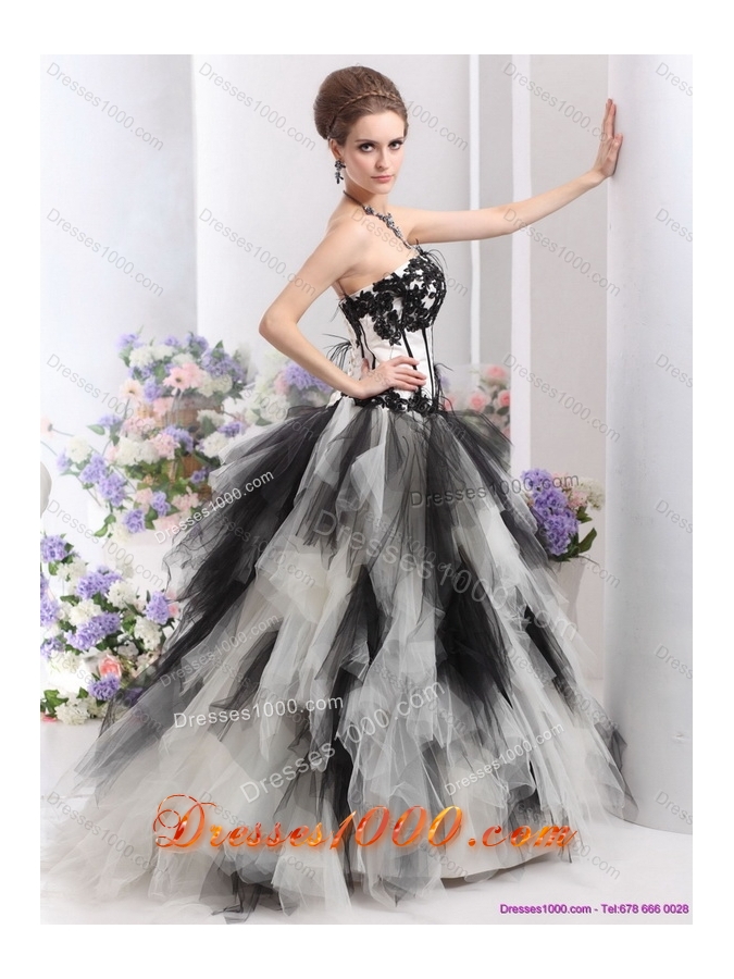 2015 Pretty White and Black Strapless Quinceanera Dresses with Appliques