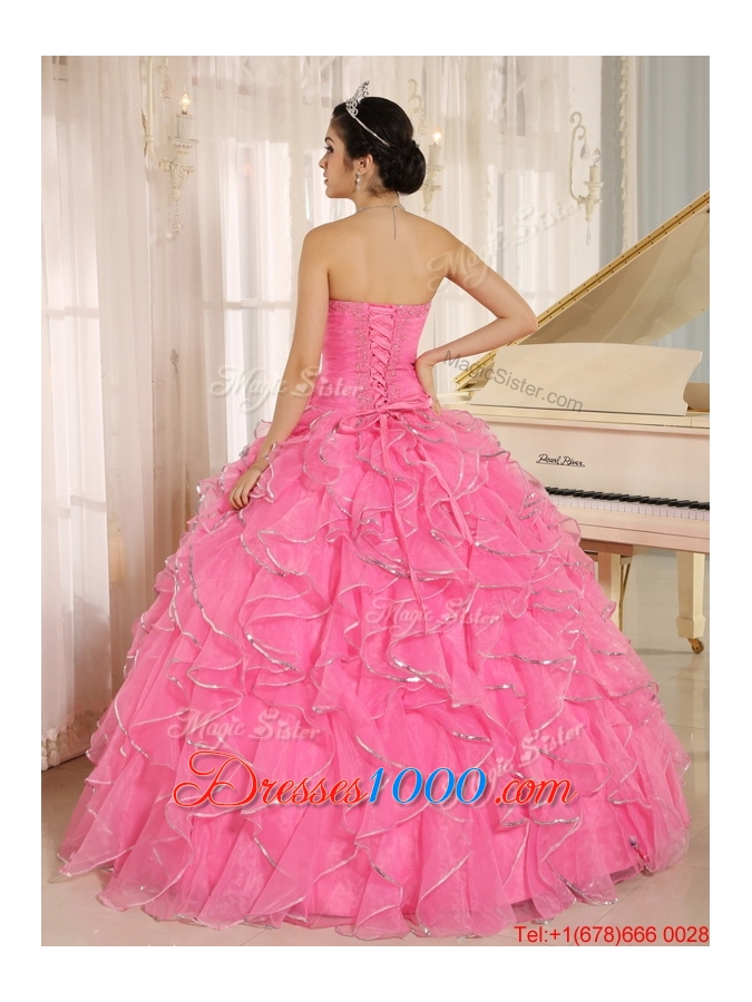 2016 Spring Popular Ruffles and Beading Quinceanera Dresses in Rose Pink