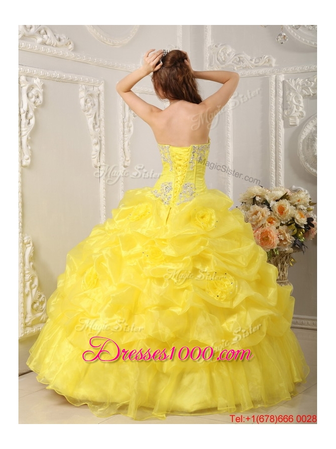 Most Popular Yellow Quinceanera Dresses with Beading and Ruffles