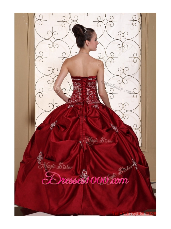 New Arrivals Embroidery Wine Red Strapless Quinceanera Dresses