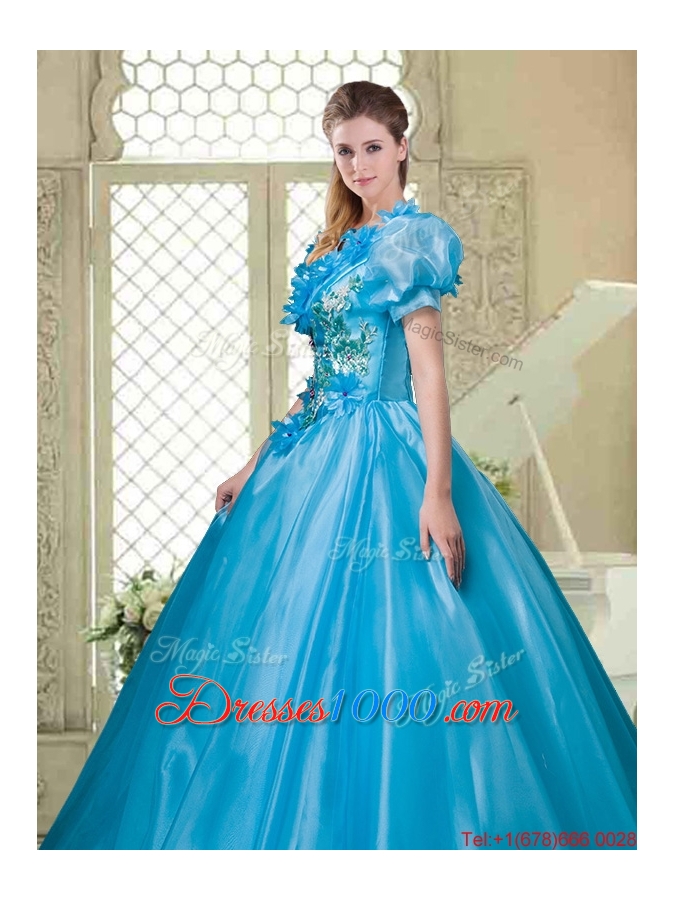 Gorgeous Appliques and Beading Sweet 16 Dresses with V Neck