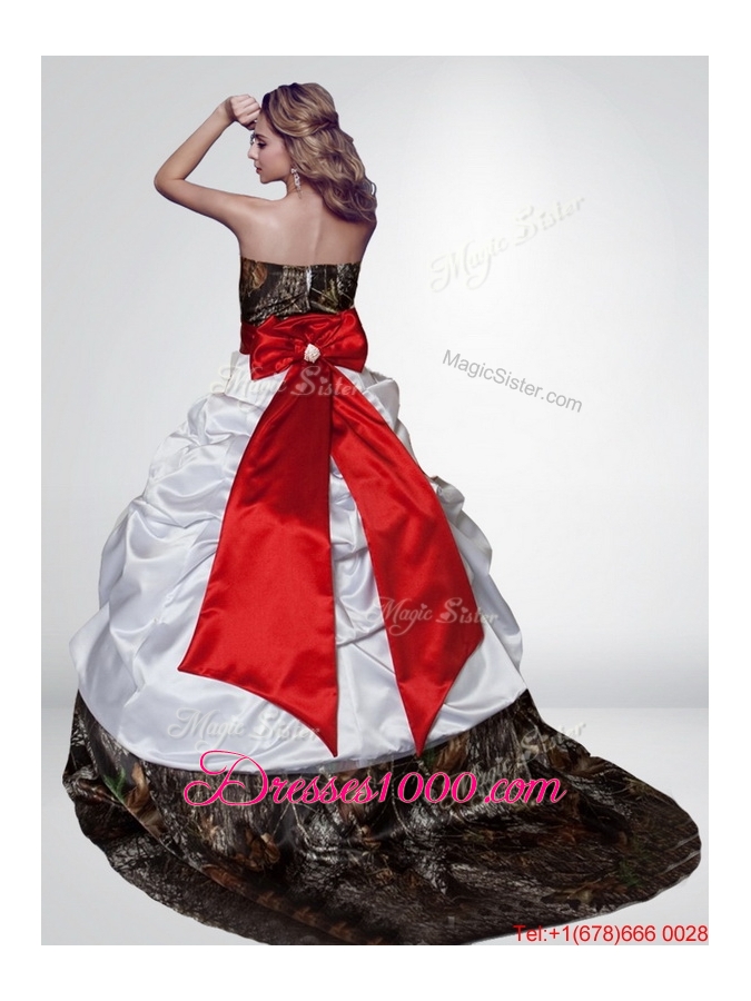 Perfect and Beautiful Puffy Camo Wedding Dresses with Bowknot and Court Train