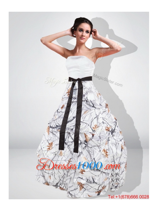 Perfect and Elegant Ball Gown Strapless Camo Wedding Dresses with Belt