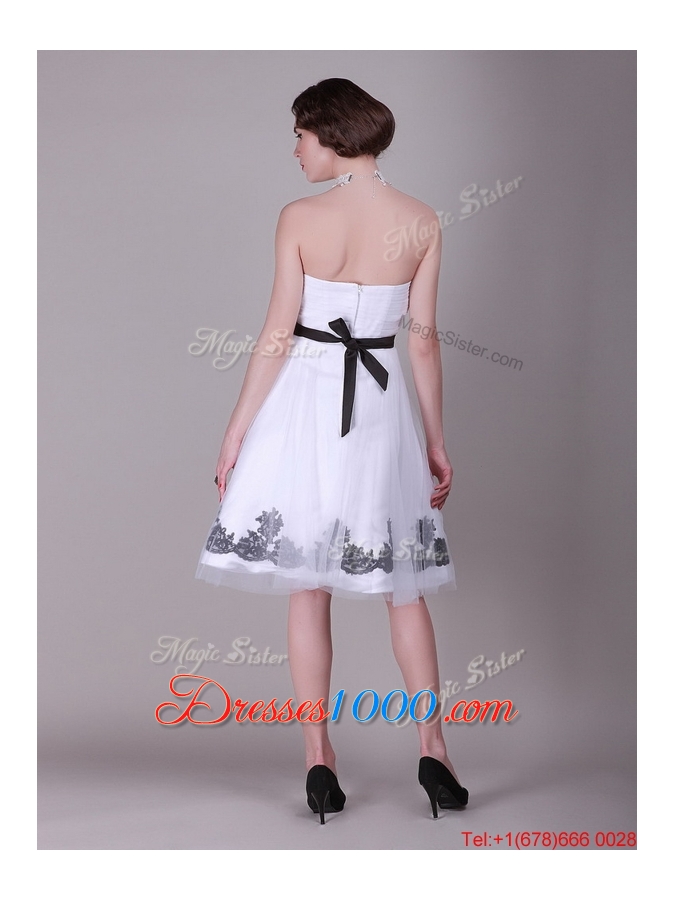 2016 Beautiful A Line Strapless Appliques Prom Dresses with Belt