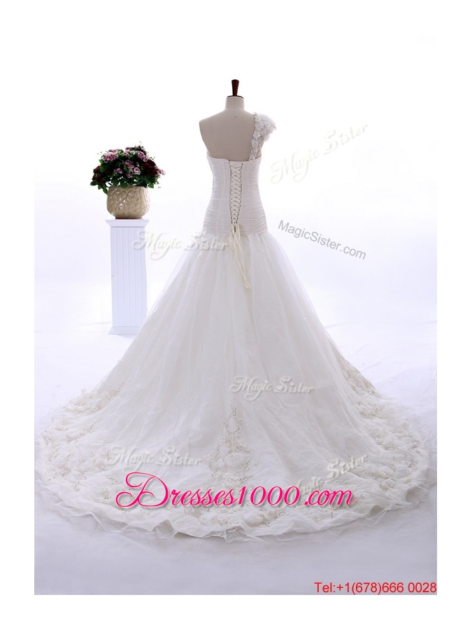 Great Wonderful Appliques and Hand Made Flowers Court Train Wedding Gowns