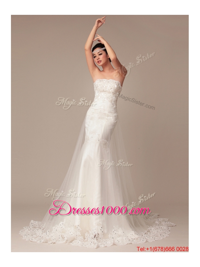 Pretty Luxurious Beading and Lace White Wedding Dress with Court Train