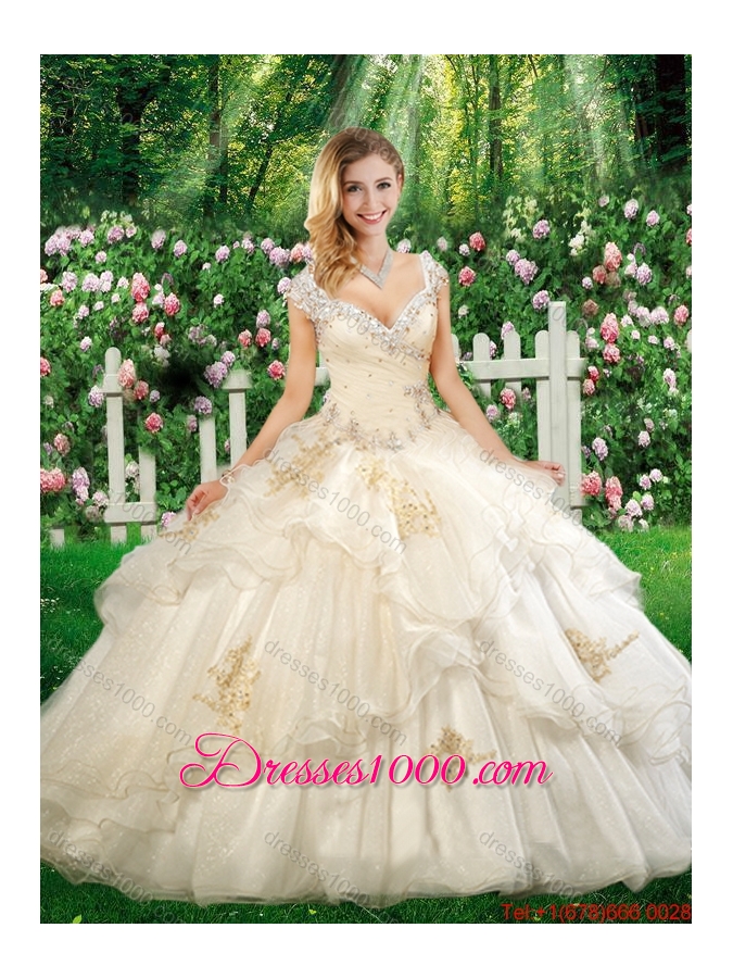 2016 Beautiful Straps Champagne Quinceanera Dresses with Beading and Appliques