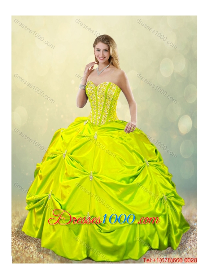 2016 Exclusive Beading and Pick Ups Quinceanera Dresses for Spring