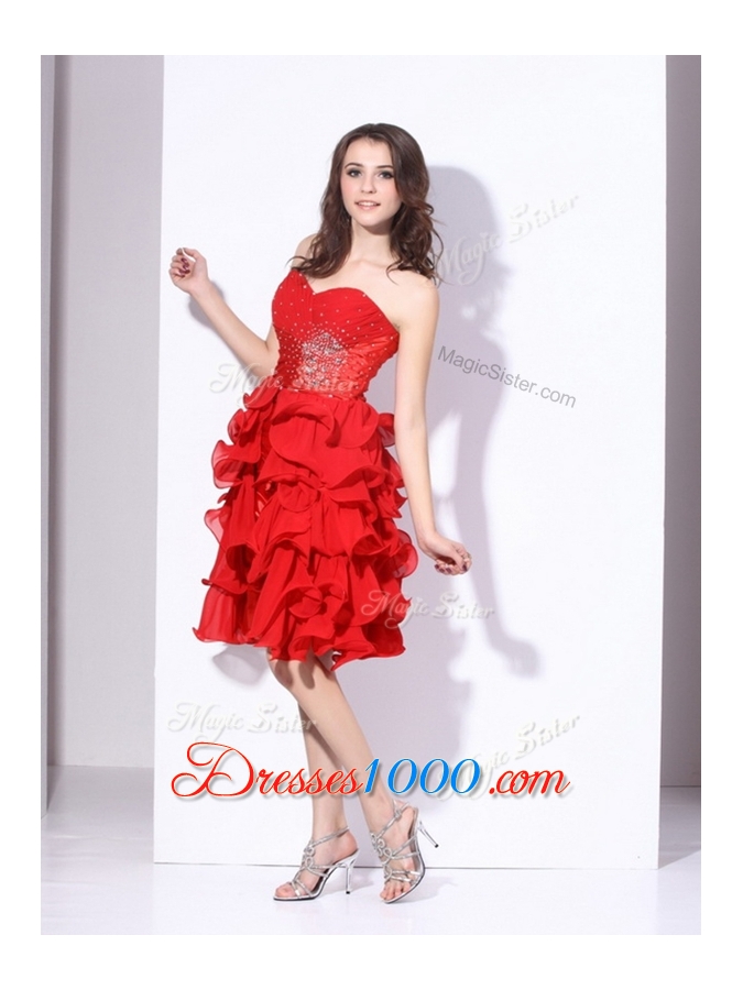 Beautiful Sweetheart Red Short Prom Dresses with Beading and Ruffles