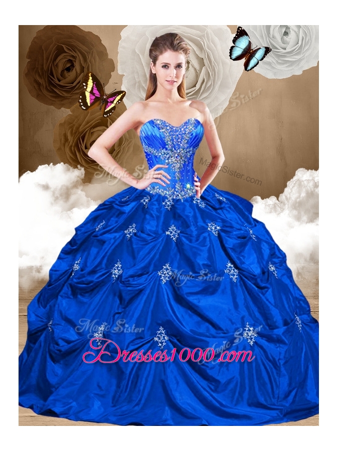 2016 Gorgeous Red Sweet 16 Gowns with Appliques and Pick Ups